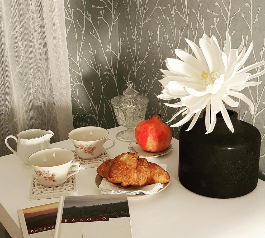 Bed and Breakfast Cortile Gancia - Sweet House Narzole Exteriér fotografie